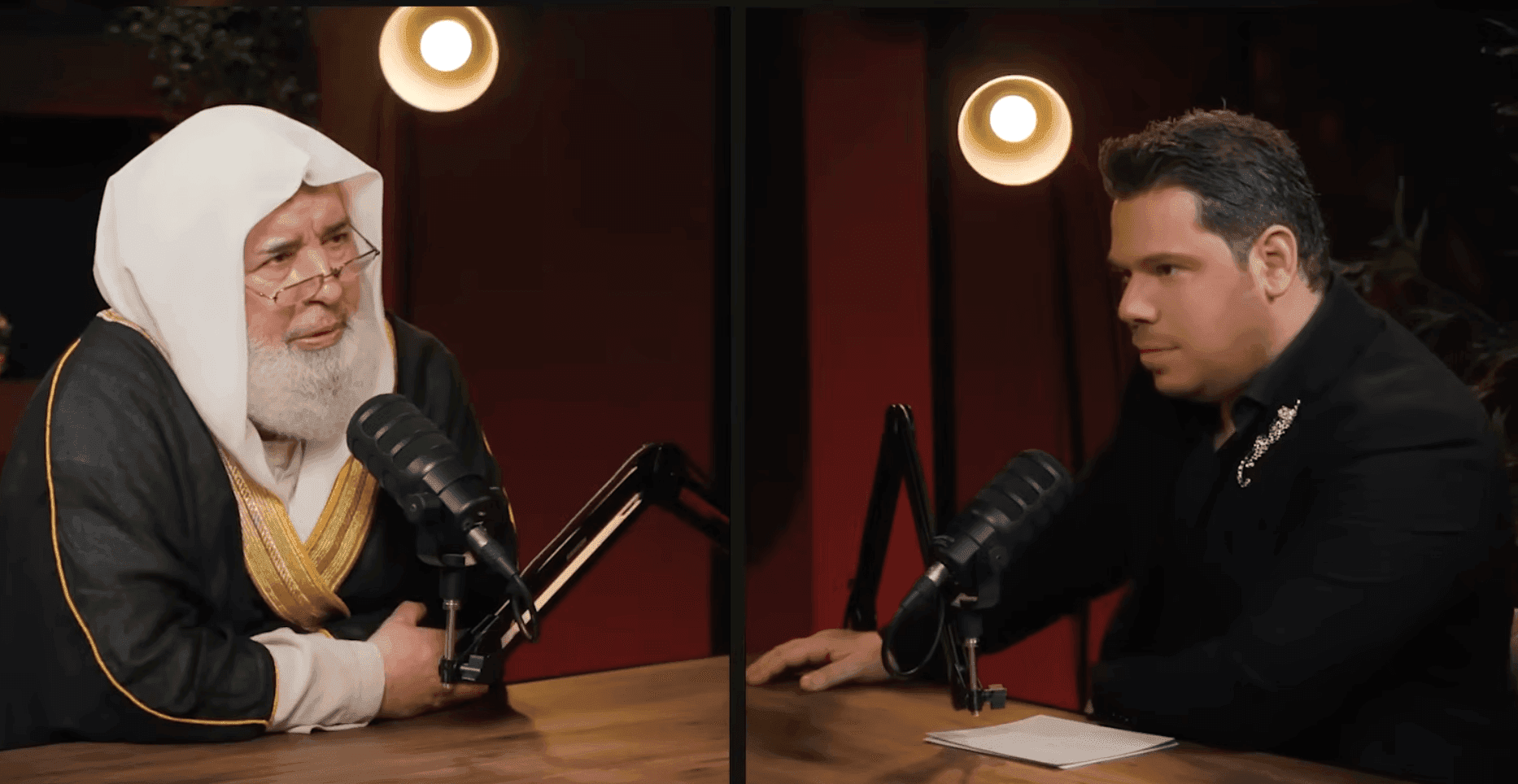 هل قال هاشم منقارة عبارة "البعث ربي وأنا أعبده" رداً على اتهامات وُجهت إليه؟