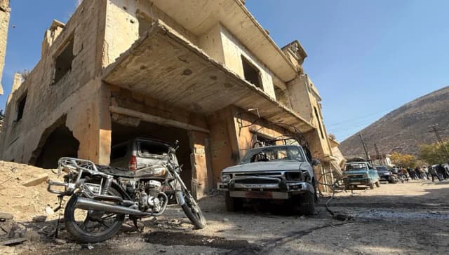 هل قالت القناة 13 الإسرائيلية إن العملية في بيت جن نُسقت مع أجهزة الأمن السورية ؟