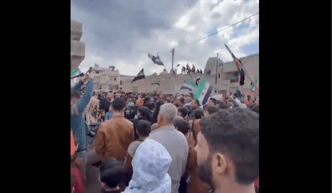 ما حقيقة الفيديو الذي يزعم انطلاق ثورة مضادة في سوريا؟