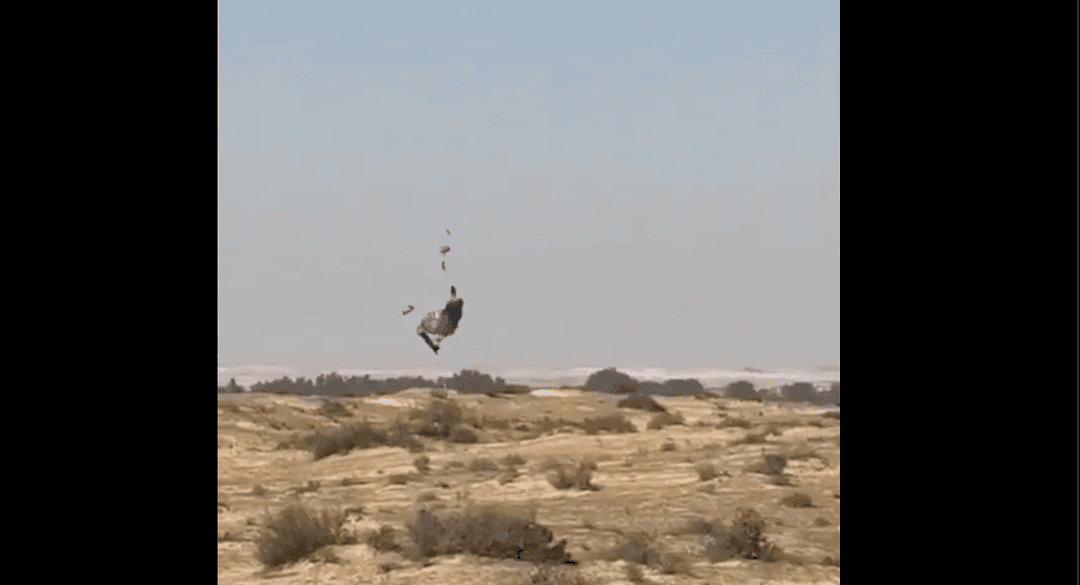 هذا الفيديو لا يُظهر هبوطاً مظلياً لمقاتل إسرائيلي في السويداء