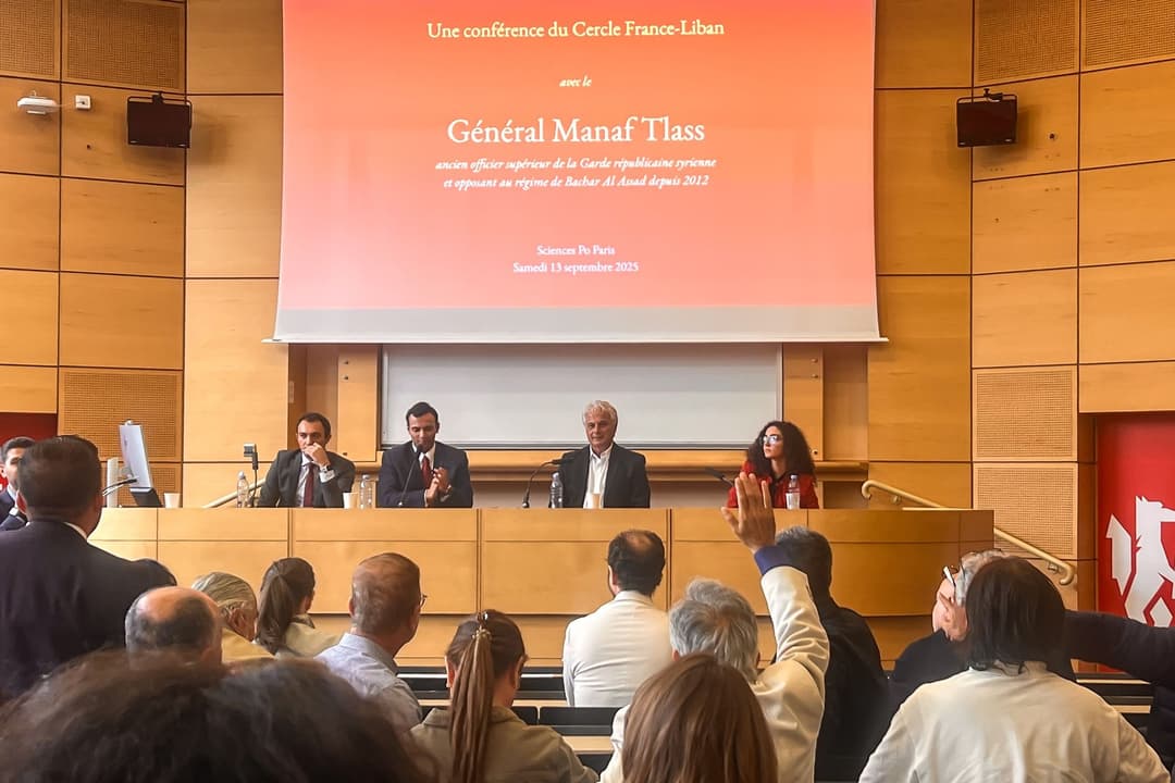 هل حاولت دمشق إلغاء محاضرة مناف طلاس في باريس؟ الخارجية الفرنسية تصرح لـ(تأكد)