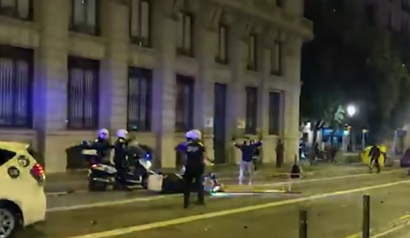 هذا الفيديو لا يصوّر ملاحقة الشرطة النمساوية لمشتبه بهم في هجوم فيينا