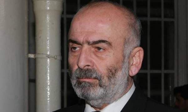 Image accompanying الممثل السوري سلوم حداد يحمل الحكومة السورية مسؤولية تدهور الأوضاع الاقتصادية ويقول إذا لم يتم التحرك لتحسين الوضع الاقتصادي سريعا، سنجد المواطن السوري يأكل أعش