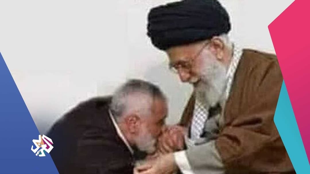 إسماعيل هنية يقبل يد خامنئي .. صورة معدلة رقميا