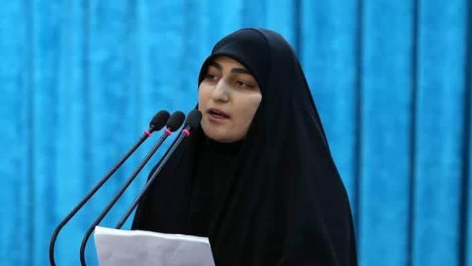 هل منحت جامعة قطر زينب قاسم سليماني دكتوراة فخرية؟