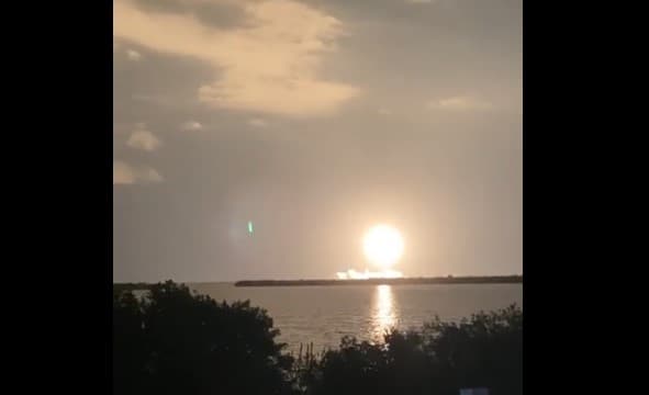 هل يظهر المقطع إطلاق الصين شمساً اصطناعية؟