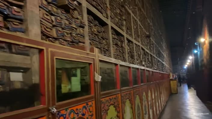 هل عثر على مكتبة في التبت تحتوي كتباً سرقها هولاكو من بغداد؟