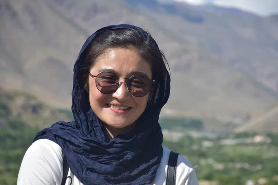 هل قطعت طالبان رأس لاعبة المنتخب الأفغاني للكرة الطائرة؟