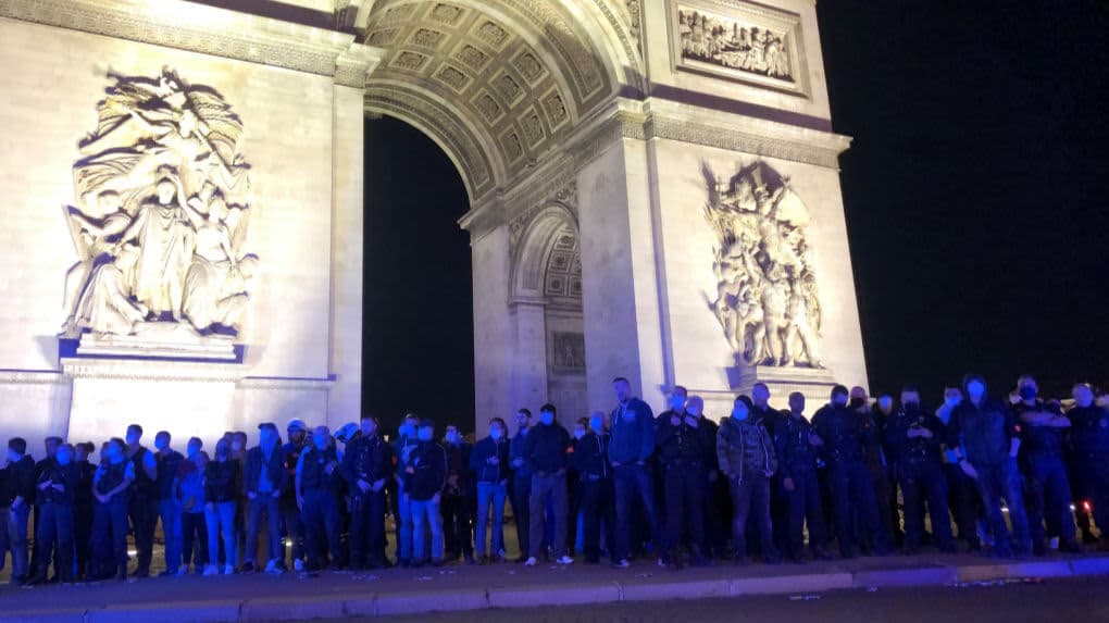 الشرطة الفرنسية لم تستقل ولم تنضم لرافضي لقاحات كورونا