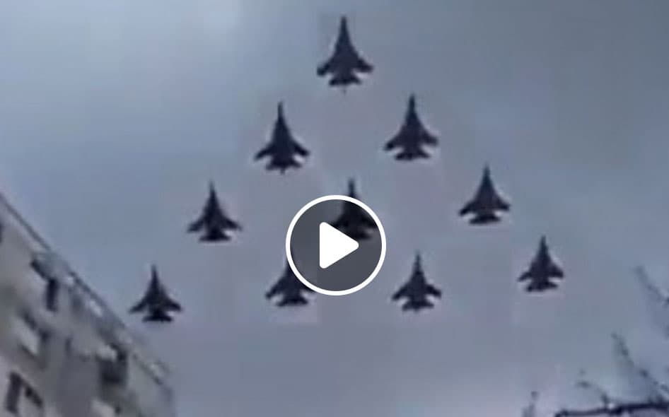 هل يظهر هذا التسجيل طائرات روسية تحلق في سماء أوكرانيا؟
