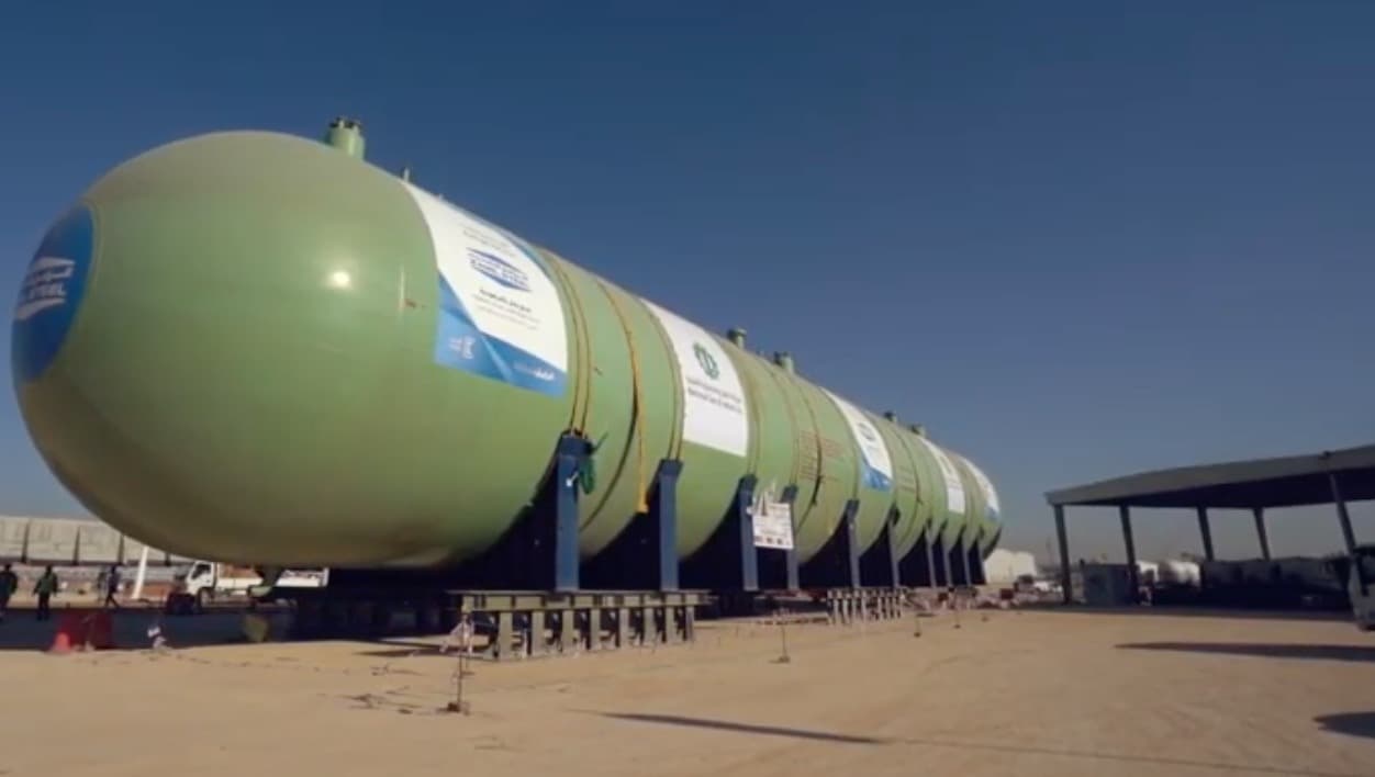 هل يظهر المقطع صاروخ الشيطان الروسي النووي؟