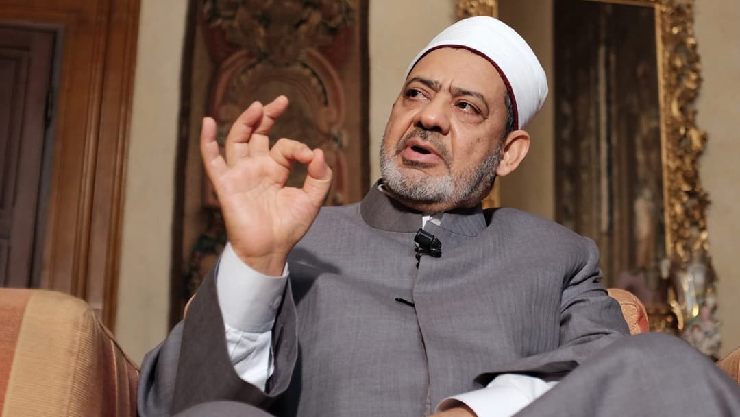 هل صرح شيخ الأزهر بأن خلع المرأة في المحاكم ليس طلاقاً شرعياً؟