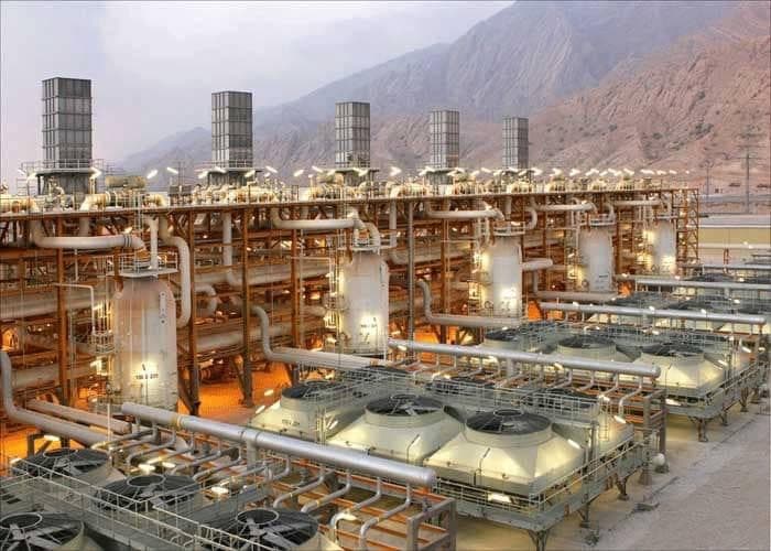 هاتان الصورتان ليستا لمحطة حلب الحرارية بعد إصلاحها