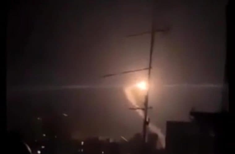 هذا التسجيل لا يُظهر صاروخ من المقاومة سقط على مستشفى المعمداني بغزة