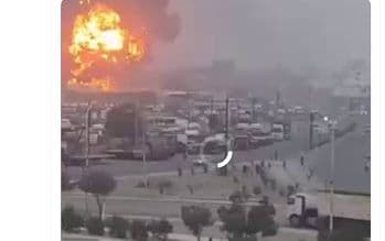 هل يُظهر هذا التسجيل استهداف مصنع للبتروكيماويات جنوب حيفا؟