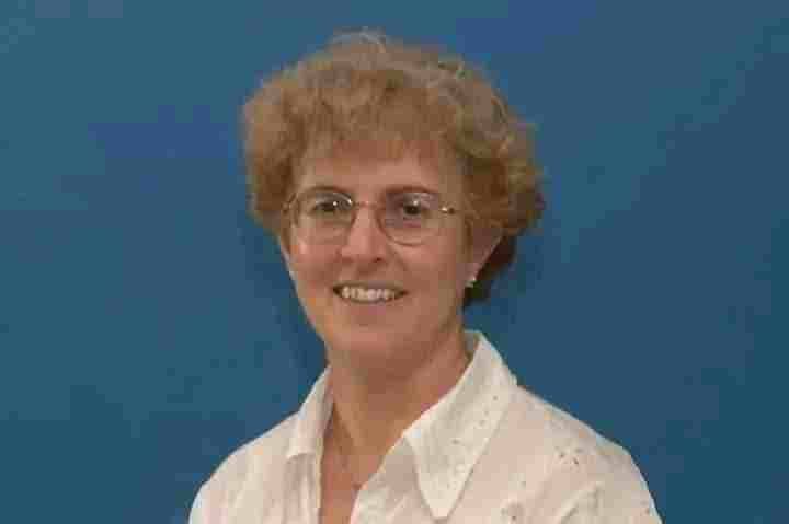 ما حقيقة "اغتيال عالمة ذرة سورية تدعى زهرة الحمضية" بعد سقوط نظام الأسد؟