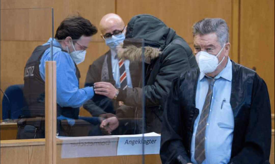 الحكم بالسجن المؤبد بحق الطبيب علاء موسى لم يصدر بعد