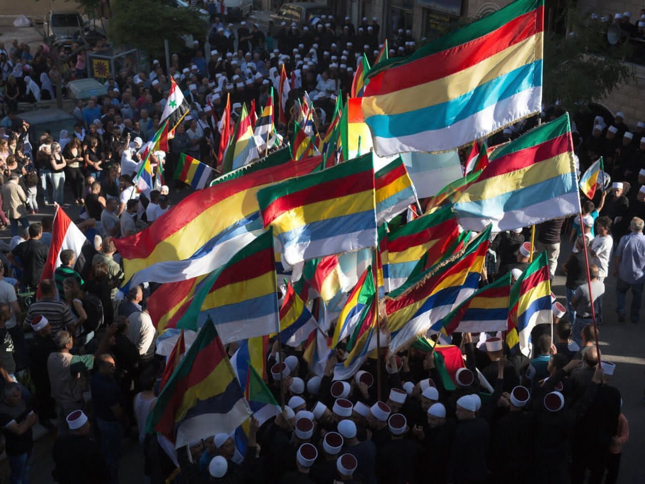 لا صحة لرفض ترخيص مظاهرات الدروز في ألمانيا وتجريم دعم "قسد" في هولندا