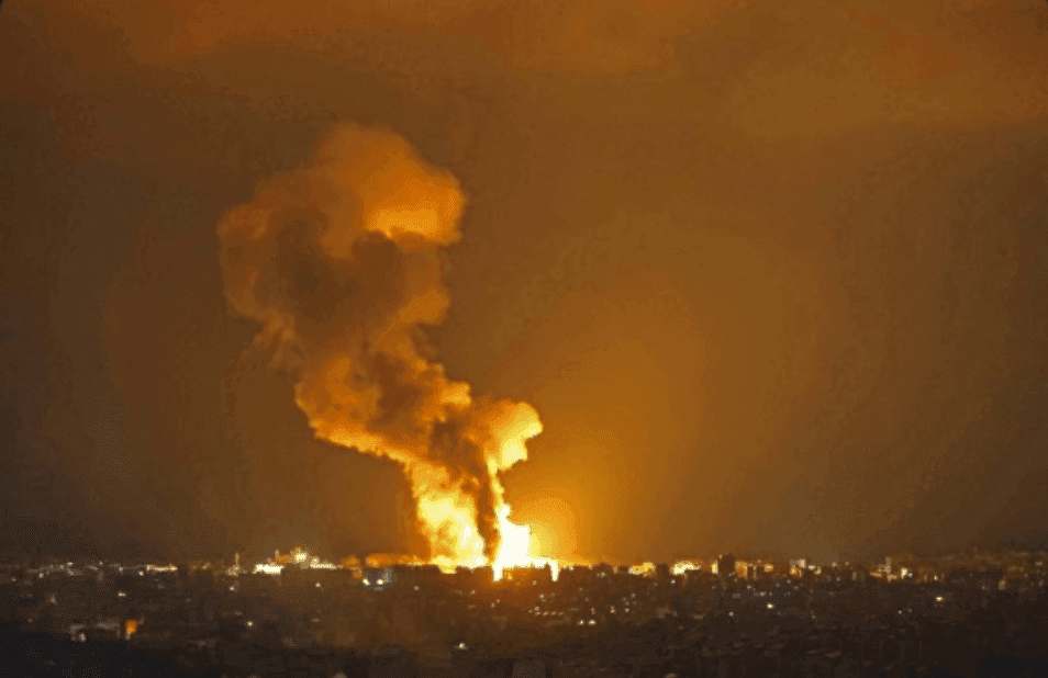 هذه الصورة لا توثق استهدافاً إسرائيلياً في الكسوة