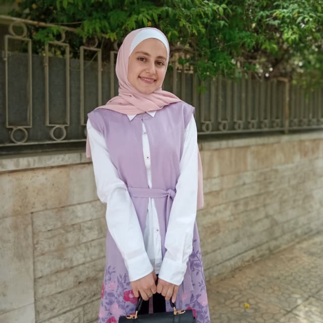 دنيا عبد النبي