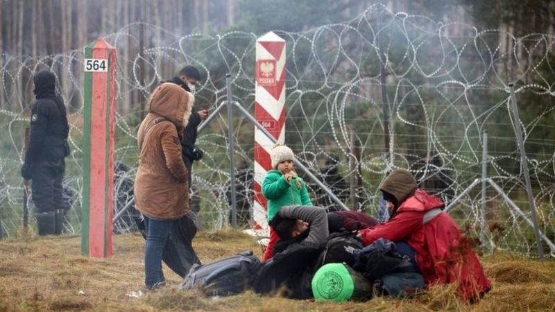 مهاجرون على الحدود البيلاروسية البولندية | رويترز